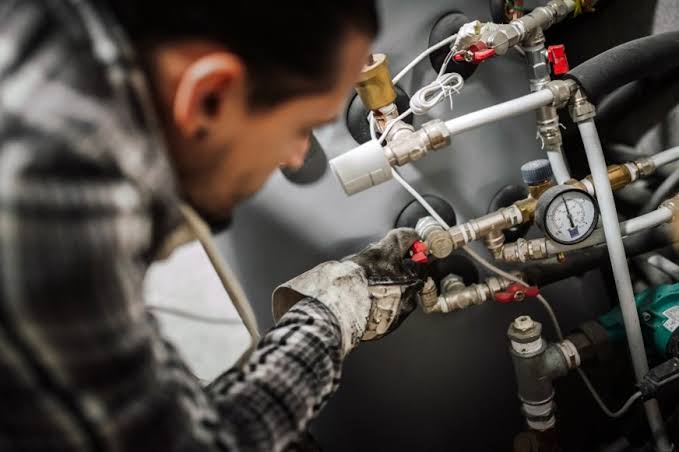 Heat Pump Services for commercial properties