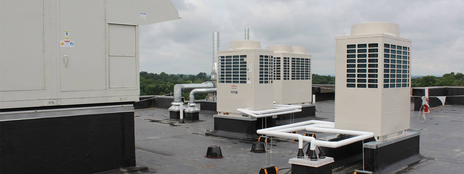 Commercial rooftop HVAC system